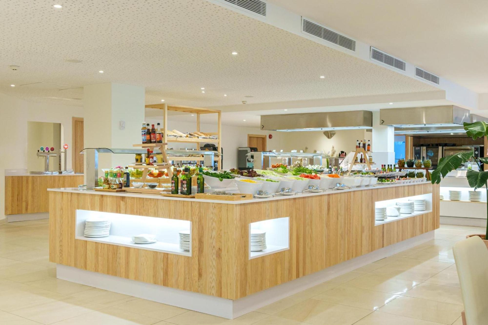 Ferrer Janeiro Hotel & Spa Can Picafort  Luaran gambar